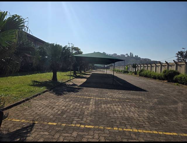9,000M² INDUSTRIAL YARD FOR SALE IN PROSPECTON INDUSTRIAL